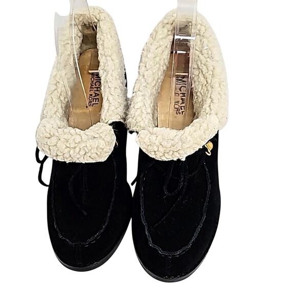 Michael Michael Kors Wmn Wendi Wedge Heel Lace Up Sherpa Black Suede Bootie Sz 7 - Picture 2 of 10